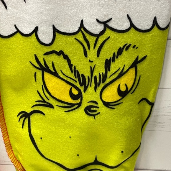 Grinch Fleece Tied Scarf - Picture 6 of 6